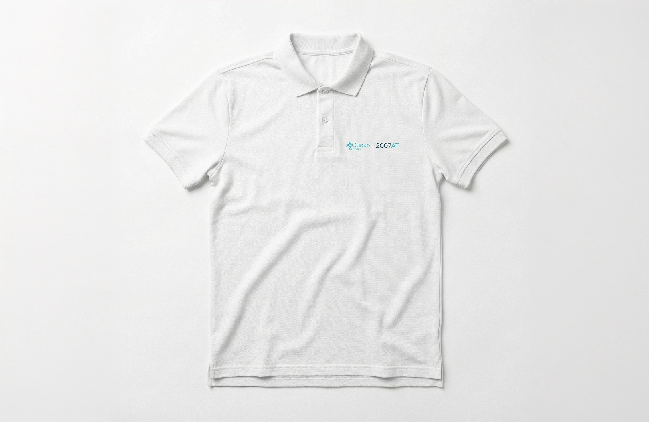 深藍色品牌 Polo Shirt 左胸彩色 Logo 熱轉印案例