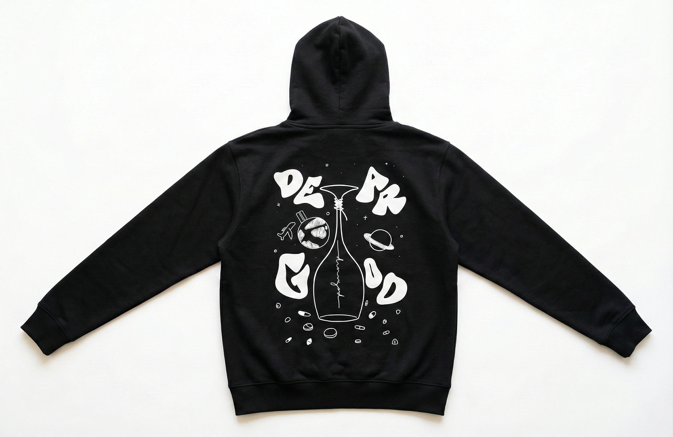 黑色套頭 Hoodie 背面瓶子與星球圖案印刷作品