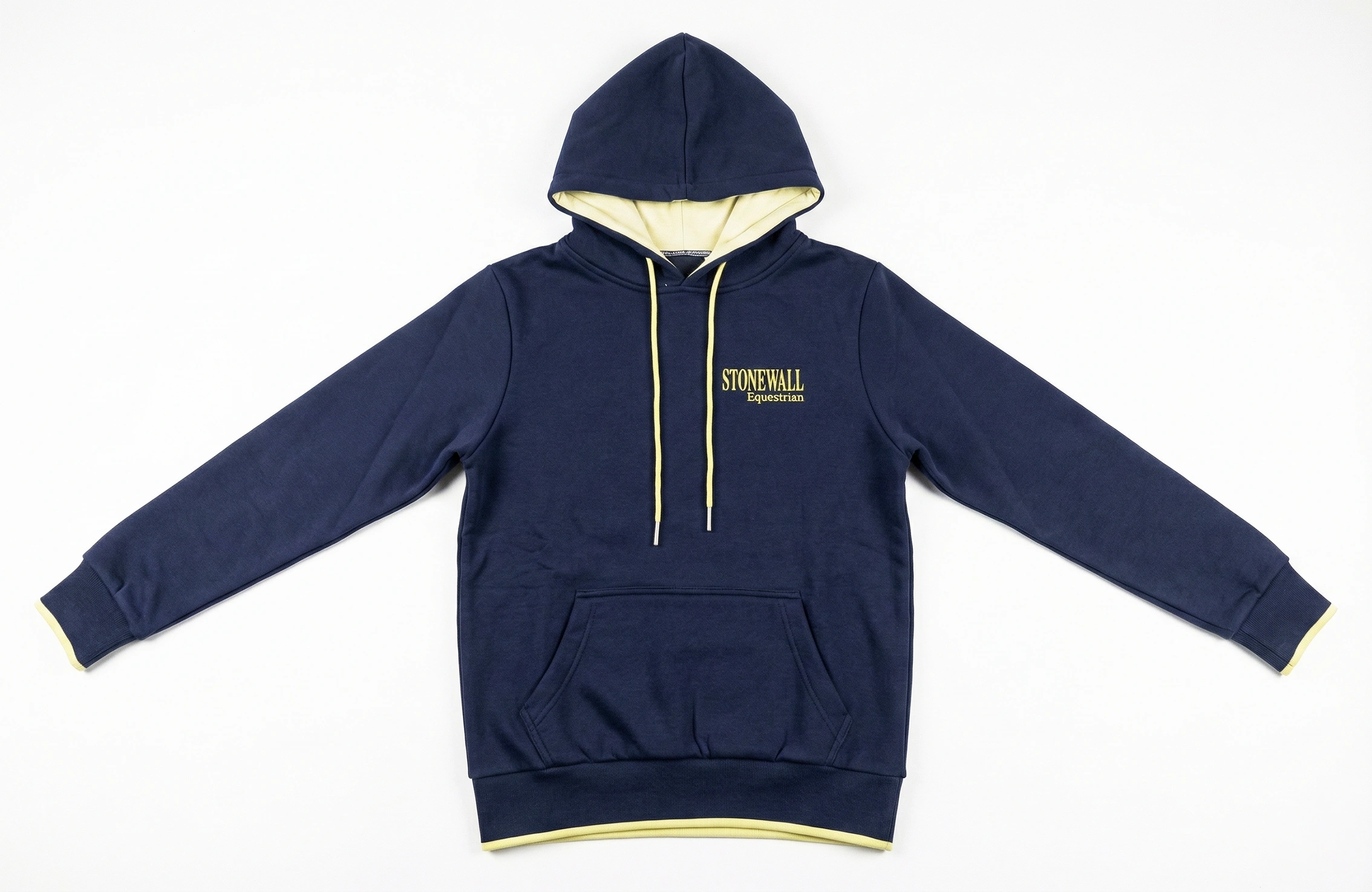 海軍藍套頭 Hoodie 正面 Stonewall Equestrian 標誌作品